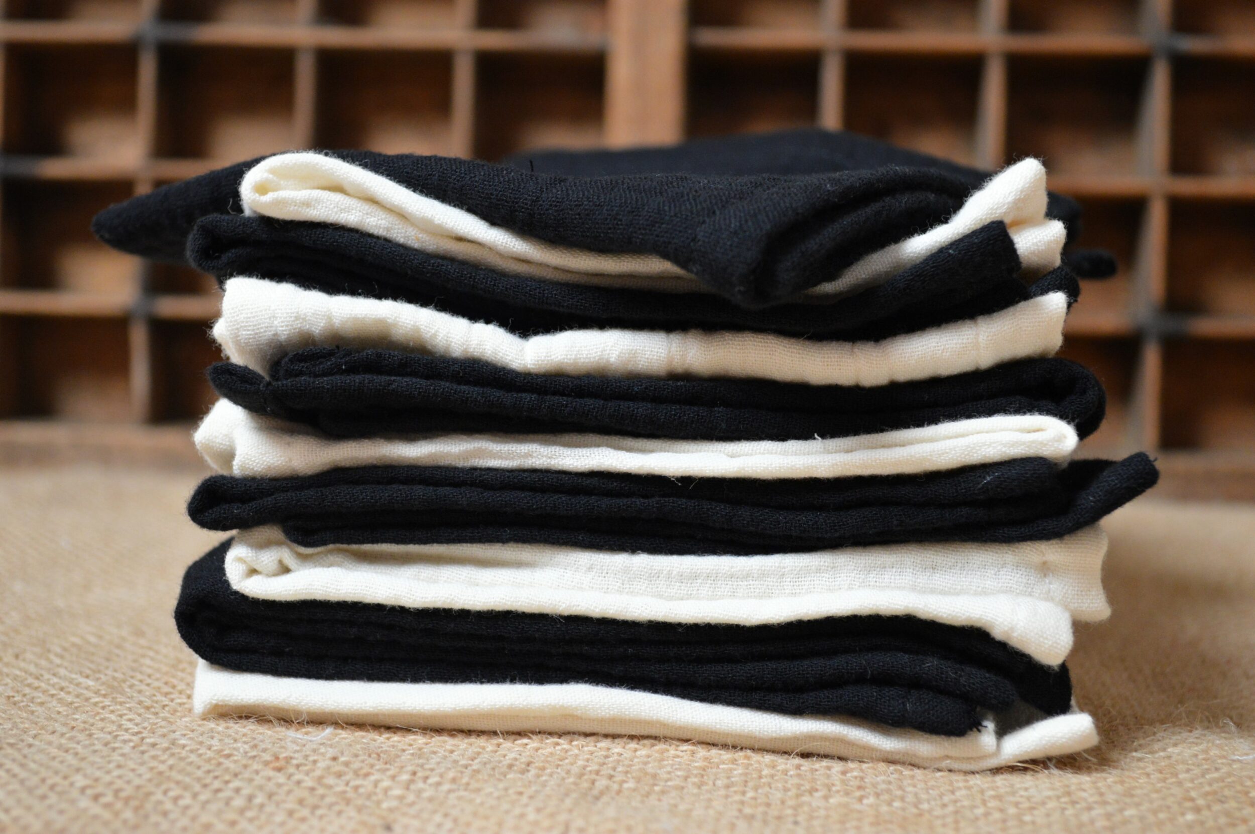 mouchoirs lavable noir et ecru