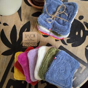 Les lingettes "tourbillon" double face multicolores